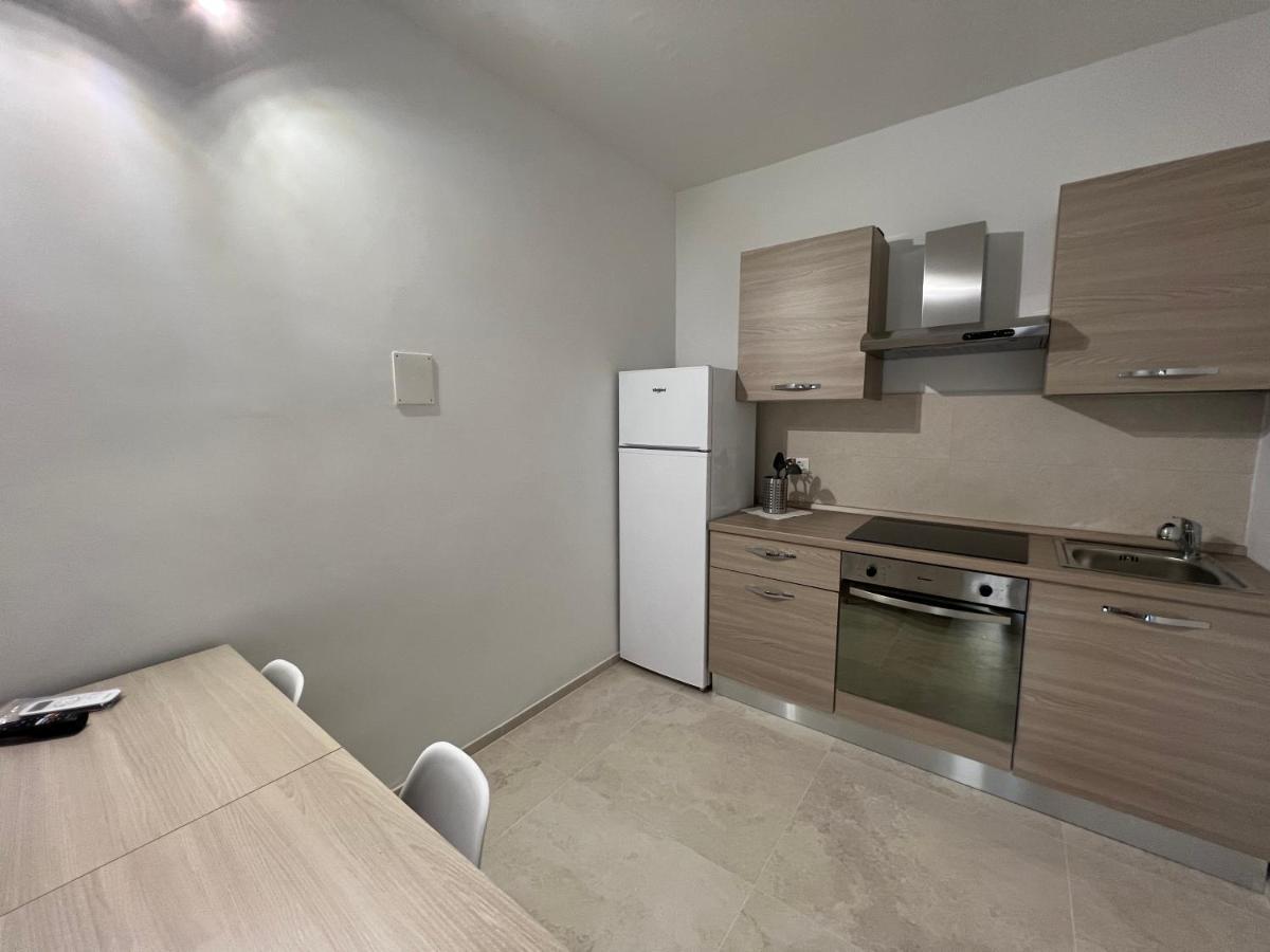 Urban Flat-Timesrl Apartments Bari Buitenkant foto